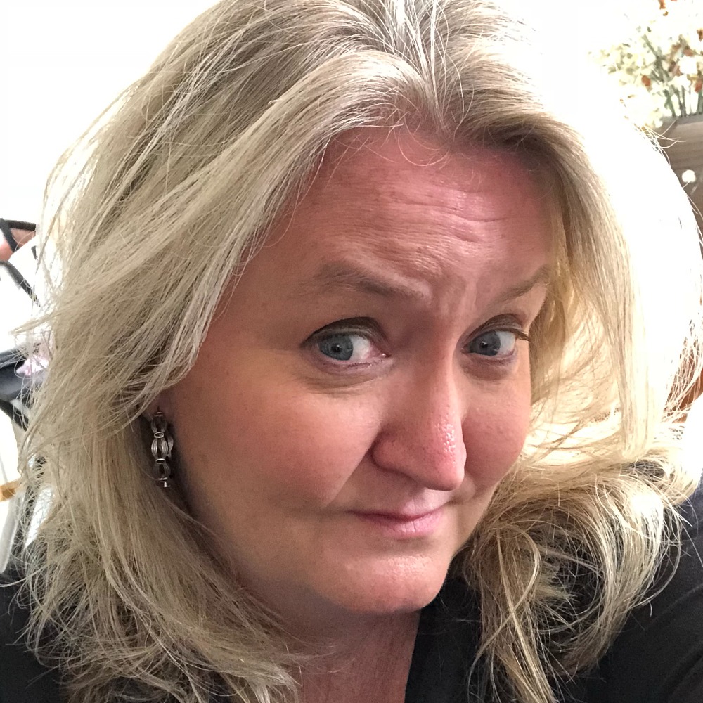 Meet your Posher, Jennifer